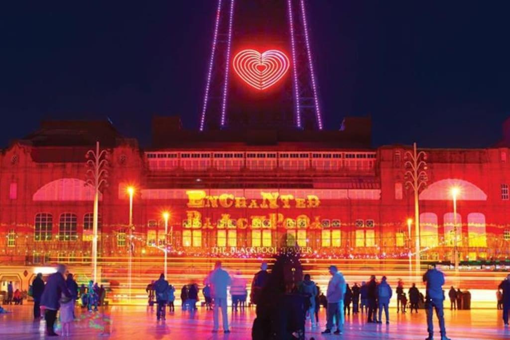 Hidden Gem W/ Parking Short Walk To Pleasure Beach Blackpool Exteriér fotografie