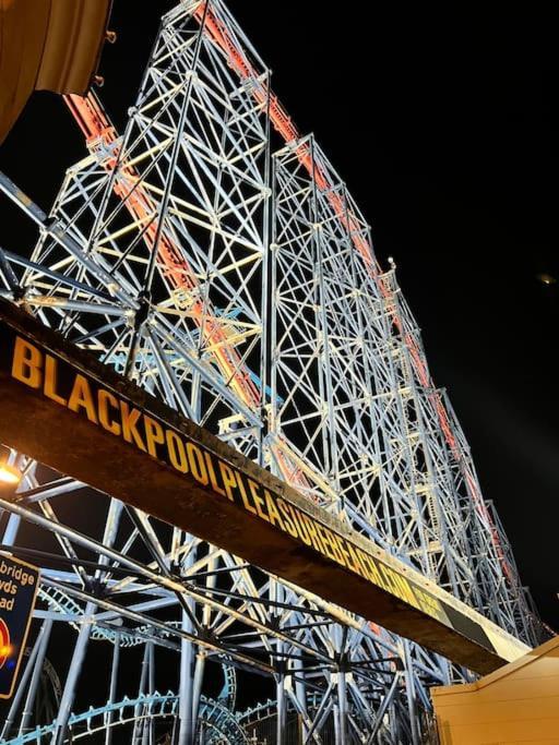 Hidden Gem W/ Parking Short Walk To Pleasure Beach Blackpool Exteriér fotografie